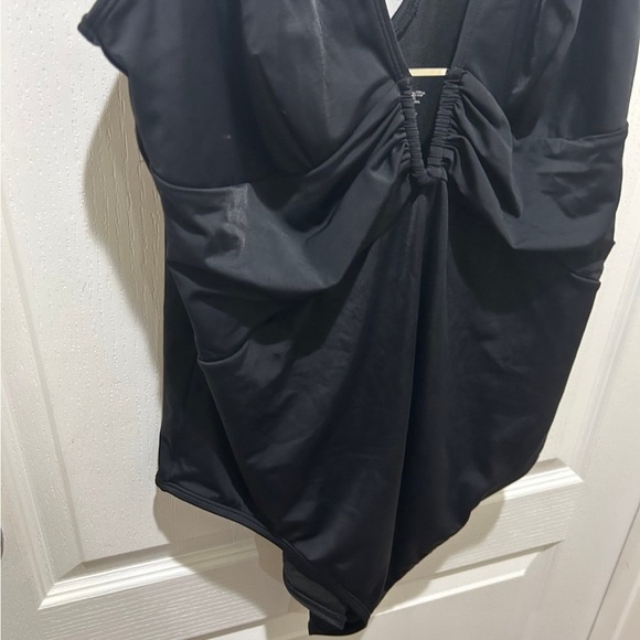 Adore me black bathing suit 3X - Picture 5 of 10